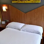 Alda Palacio Valdes Hotel 3*