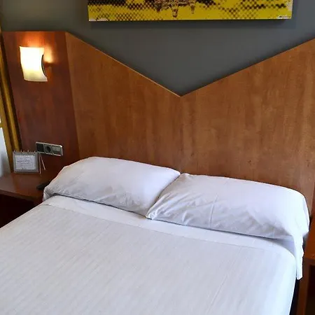 Alda Palacio Valdés Hotel 3*