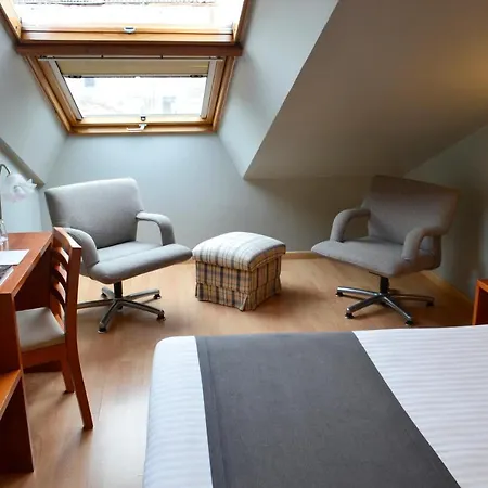 Alda Palacio Valdes Otel