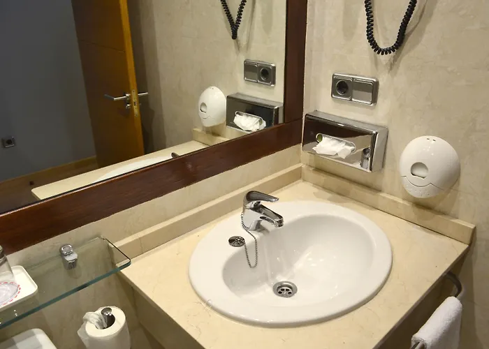 Alda Palacio Valdés 3* Avilés