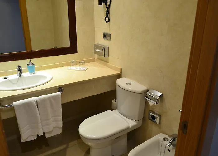 Hotel Alda Palacio Valdés 3*