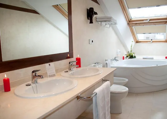 Alda Palacio Valdés Hotel