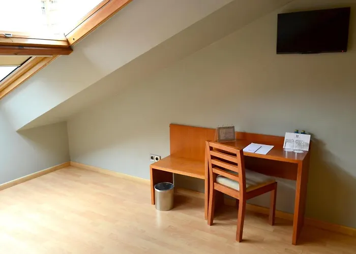 Alda Palacio Valdés 3* Avilés