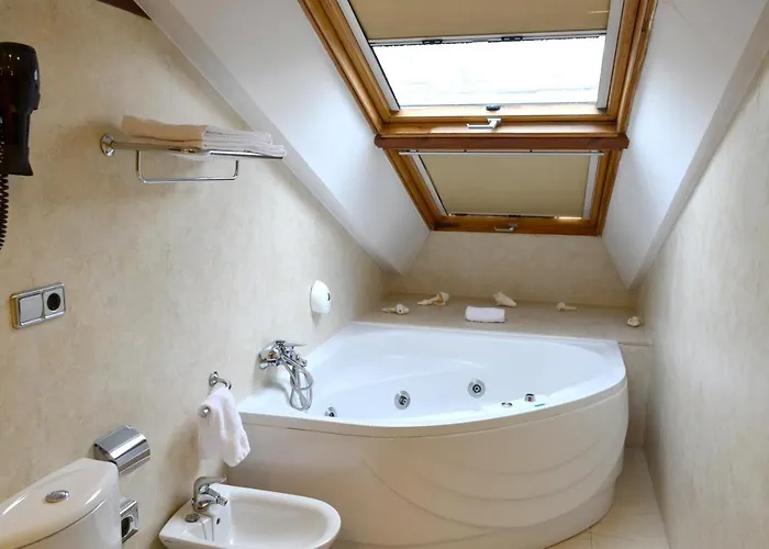 Alda Palacio Valdés Hotel Avilés