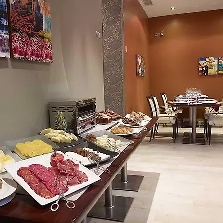 Alda Palacio Valdes Szálloda Avilés