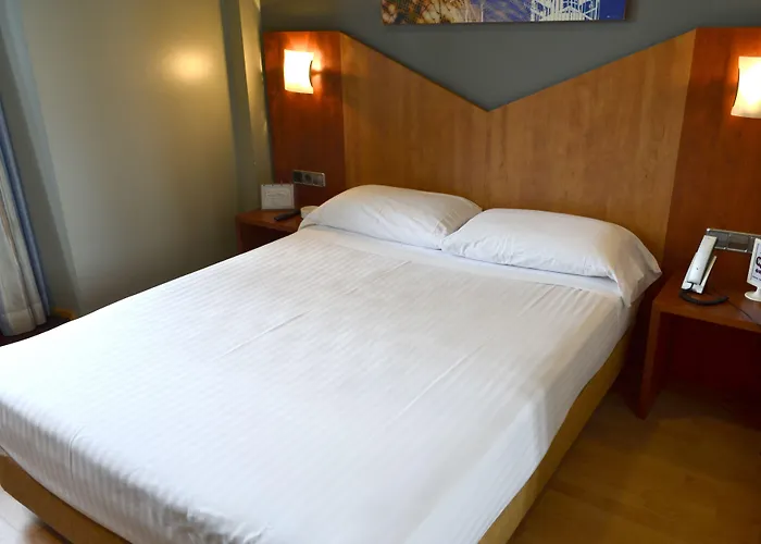 Hotel Alda Palacio Valdes 3*